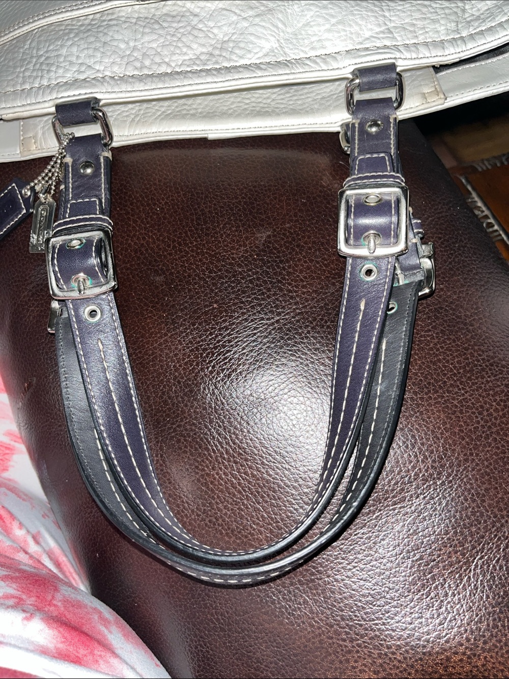 Coach Y2K Hampton pebbled leather handbag. F13089 - Picture 4 of 6